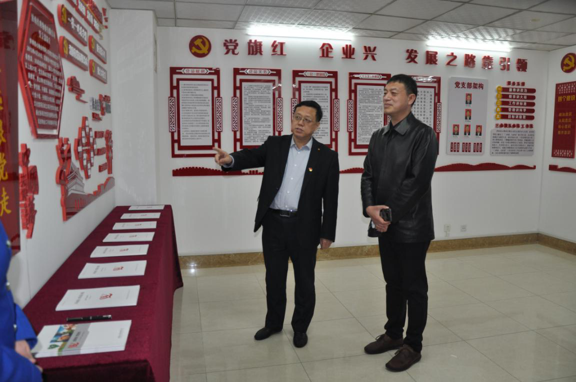 濟南市歷下區(qū)統(tǒng)戰(zhàn)部領導蒞臨連心物業(yè)調(diào)研“新智聚濟·黨旗紅”品牌創(chuàng)建工作